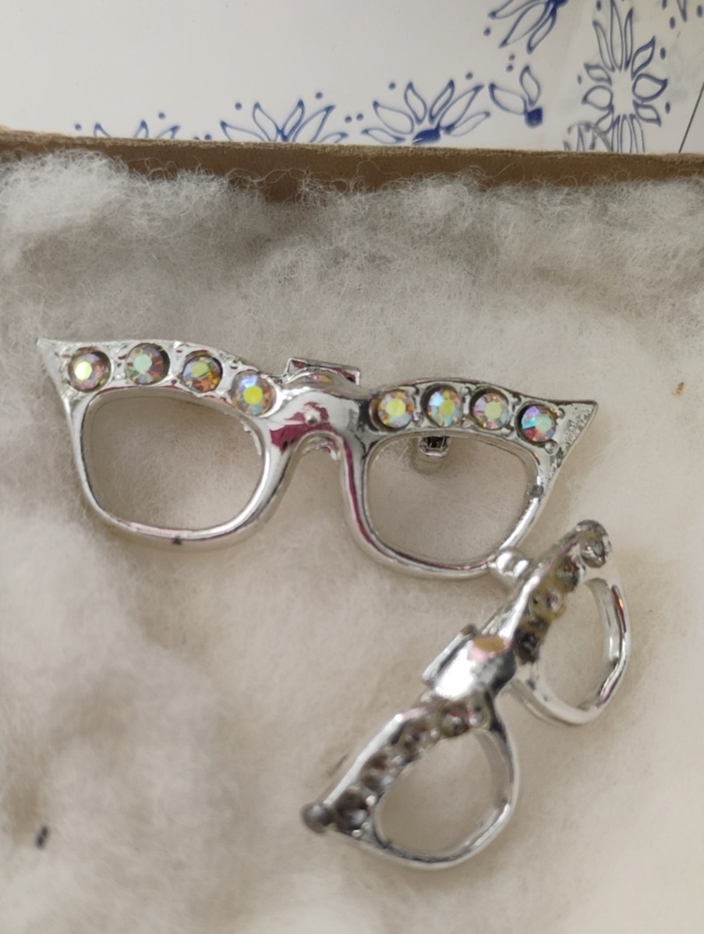 Vintage Rhinestone Cat-Eye Glasses Brooches - Silver with Aurora Rhinestones